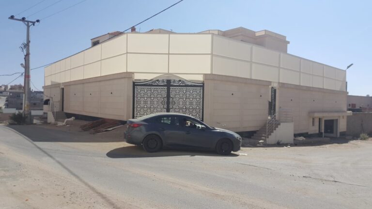 تركيب جميع انواع سواتر احواش